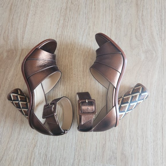 Brian Atwood B-Brandy 4" Wood Block Heel Sandal Ankle Strap Open Toe Leather - Picture 11 of 16